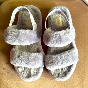 UGG Fluff Yeah Shearling Slippers 10 Slingback Sandal Gray Logo Strap
